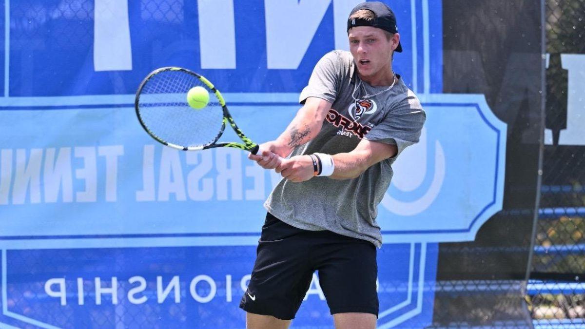 men's tennis plays in NIT finals